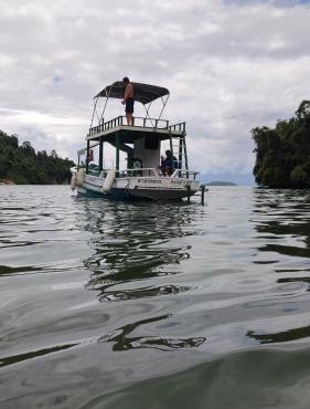Visitando as Praias e ilha de Paraty