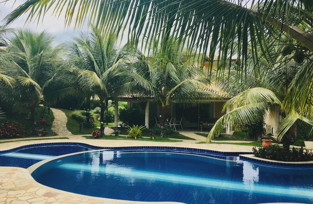 Búzios, left corner Geribá Beach. Closed condominium and very cozy.