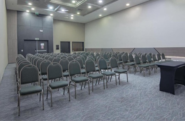 Hotel Deville Prime Porto Alegre 