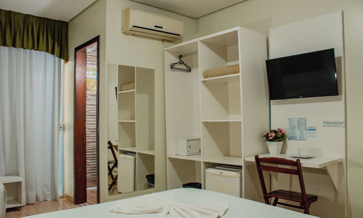 Vila Yolanda Hotel | Pousada Caroline