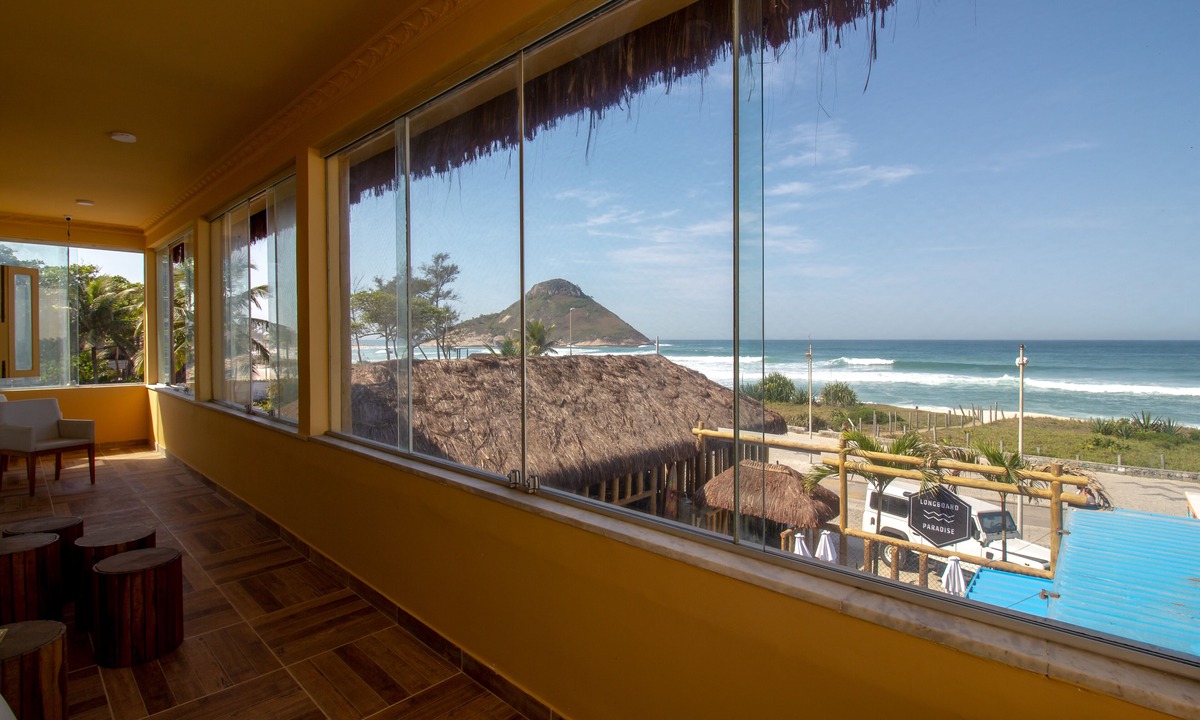 Recreio dos Bandeirantes Hostel | LONGBOARD PARADISE SURF CLUB
