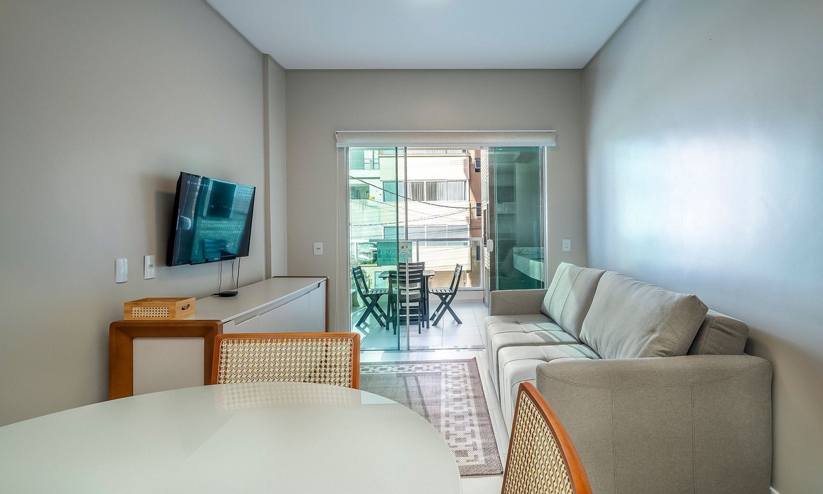 Bombas Apartment | Aluguel Apartamento 2 Quartos e 1 Suíte 656