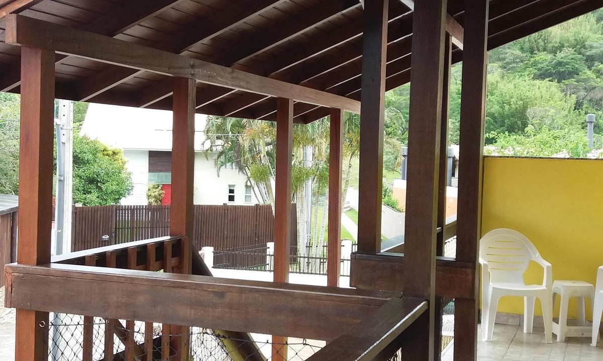 Barra da Lagoa Apartment | Great apartment with air conditioning, close to the sea, the lagoon and the river.