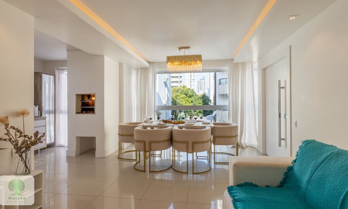 Centro Apartment | 300m from the sea, 3 Suites, 2 Garages