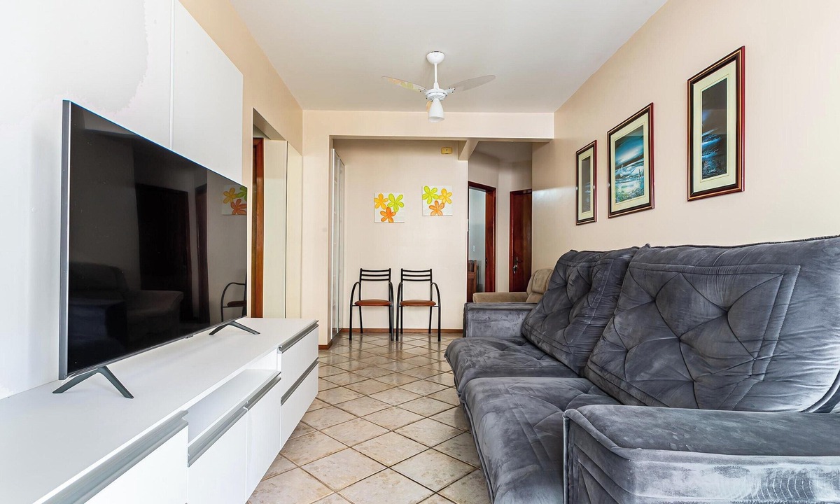 Itapema Apartment | Apartments in a Beachfront Building at Meia Praia, Itapema - Evbs