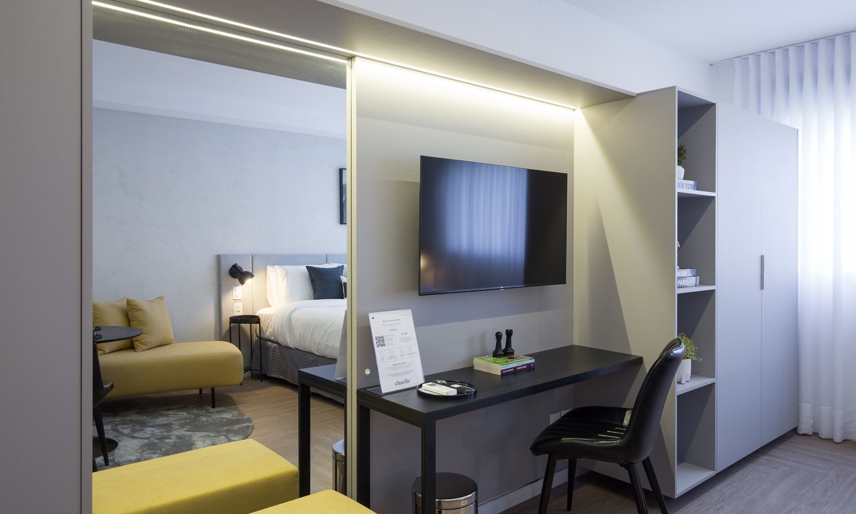 Mont'Serrat Apartment | Charlie The Arch Moinhos