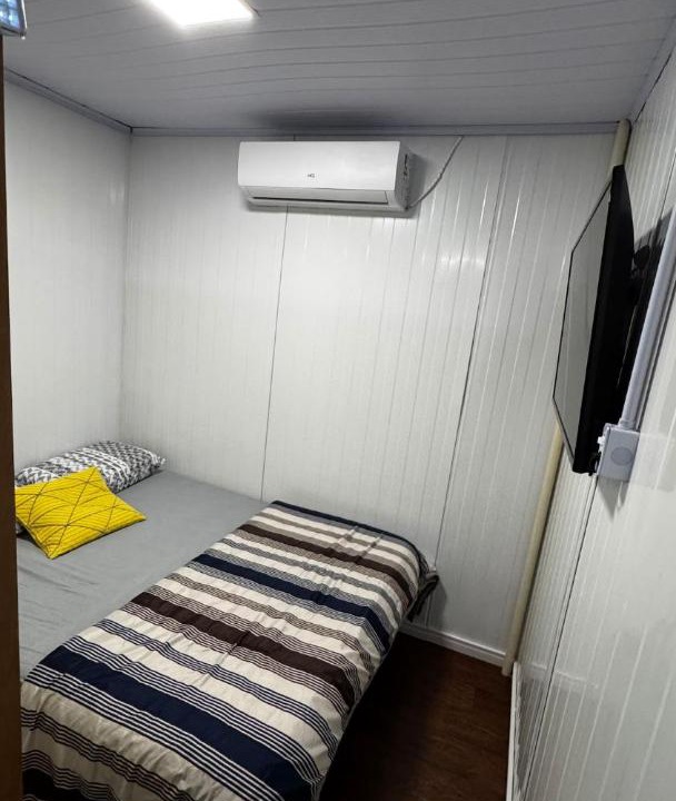Iririu Apartment | Studio Novo com Ar, Wi-Fi e estacionamento