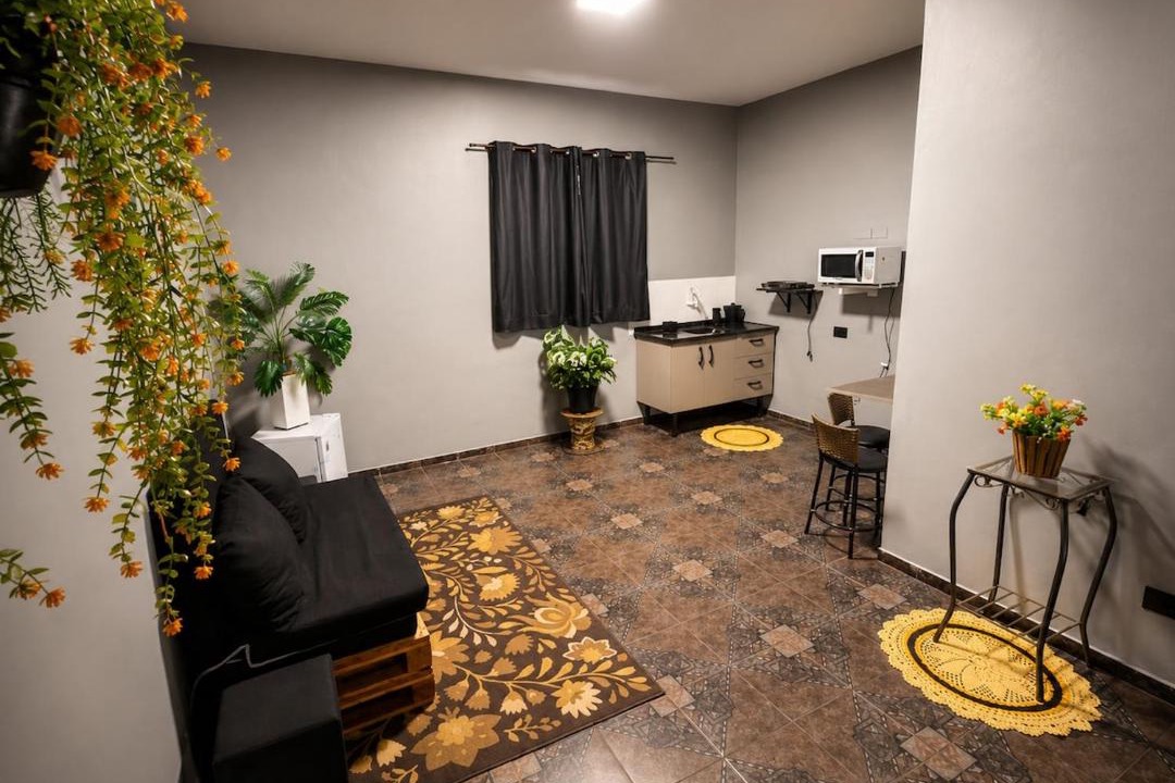 Ourinhos Apartment | Apto p/3 perto do centro e rodoviária | Ar