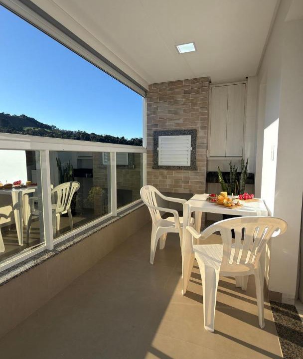 Piratuba Apartment | Apto Petúnias|Climatizado,2 Garagens,Churrasqueira