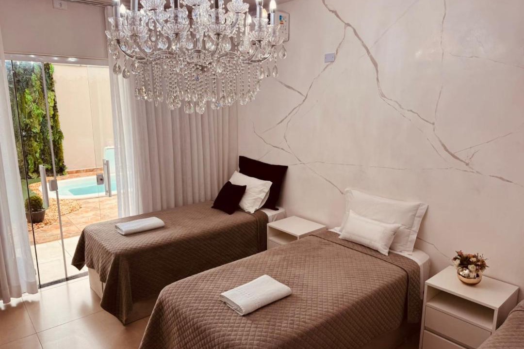 Paranagua House | POUSADA DONATELLA Modernidade e conforto para noites tranquilas