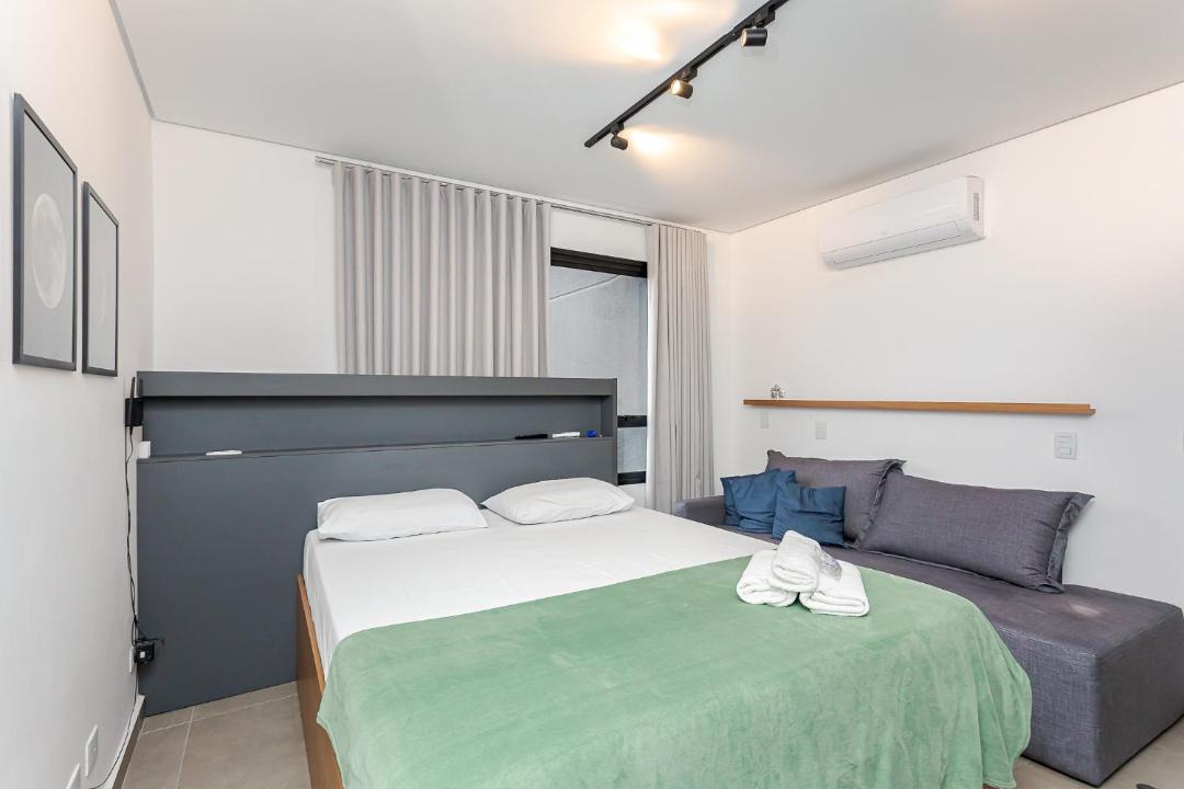 Cristo Rei Apartment | Apartamento 206 - Eixo · Studio completo px Jd Botânico | Enxoval + A/C 4p