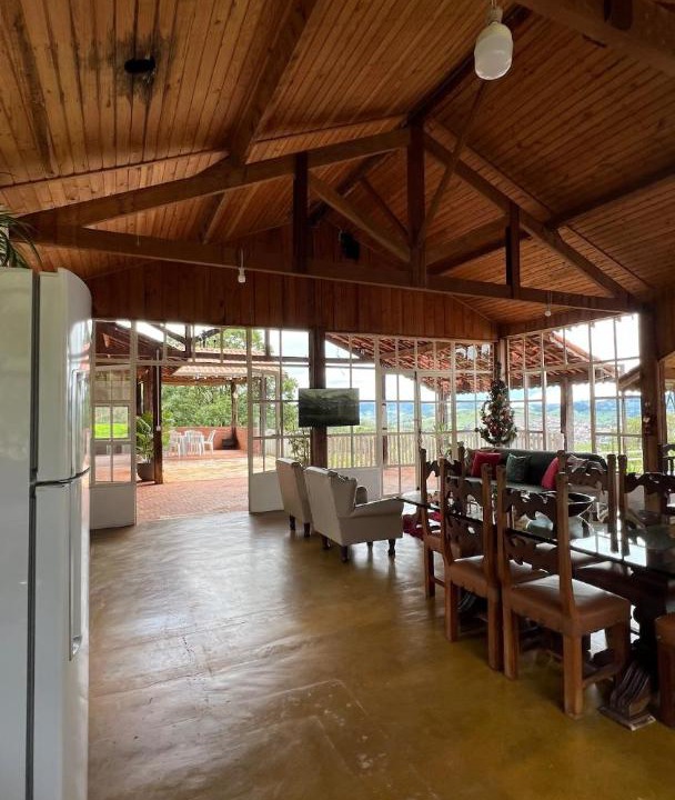 Paraisopolis House | Sítio Espírito Santo