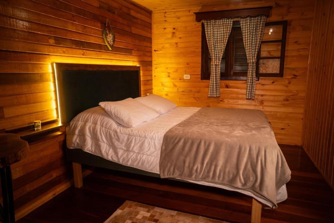 Treze Tilias House | Sitio Magia Da Arte - Cabana Bierhütte - Cabana Rasthütte