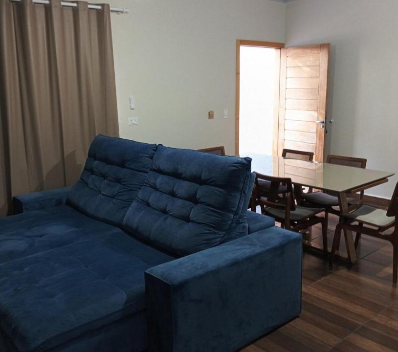 Foz do Iguacu House | Imóvel novo , Casa com dois quartos, edícula e piscina