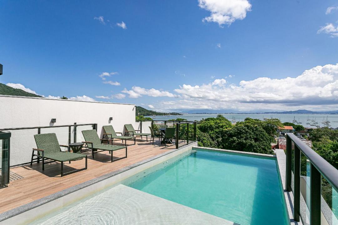 Santo Antonio de Lisboa Apartment | Partial Sea View | Pool | Near the Seafront #SAL08