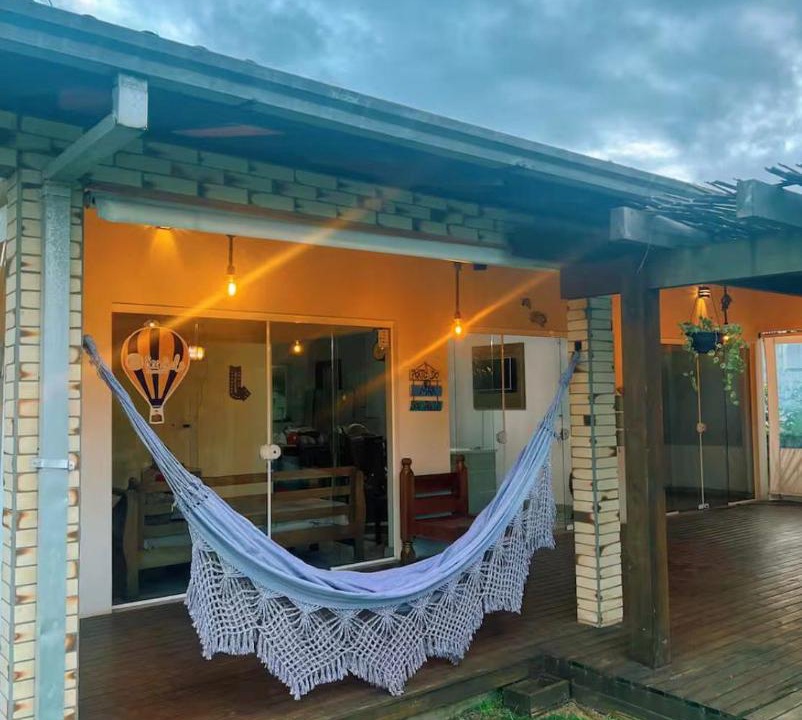 Torres House | Casa completa com lareira, piscina compartilhada