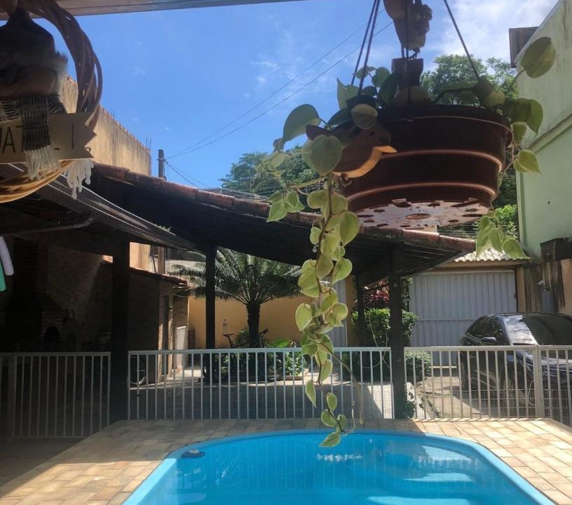 Duque de Caxias House | Casa com área de lazer em Xerém