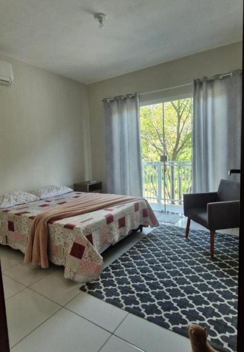 Rio Pequeno House | Casa de Temporada 4 quartos em Camboriú Perfeita para Grupos e Famílias