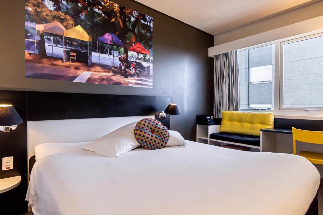 Floresta Hotel | Ibis Styles Porto Alegre Centro - proximo rodoviaria, Araujo Vianna e hospitais