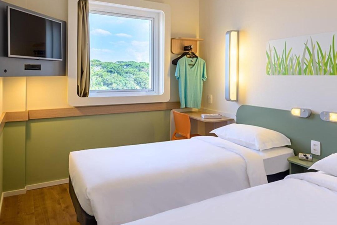 Aguas Belas Hotel | ibis budget Curitiba Aeroporto