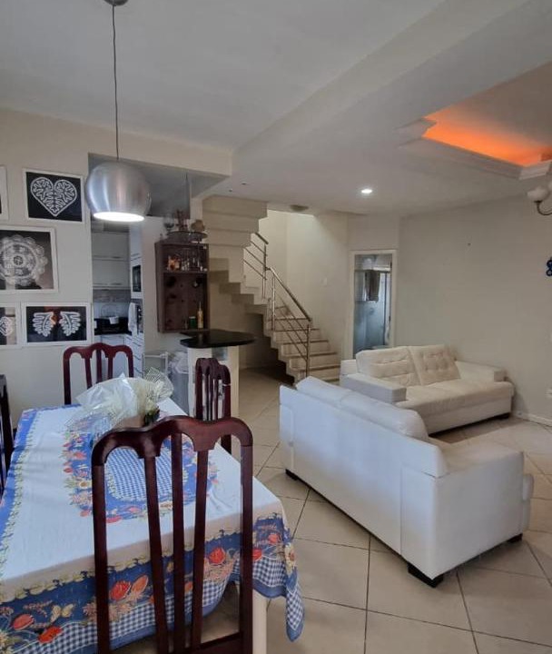Armacao House | Casa 3 quartos a 50m da bela praia da Armação
