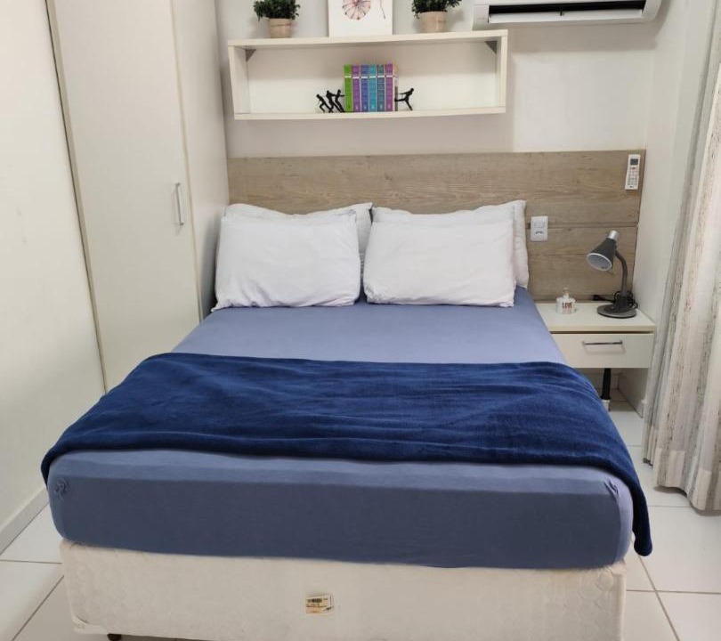 Pioneiros Apartment | Seu refúgio em BC, alguns passos da roda gigante!
