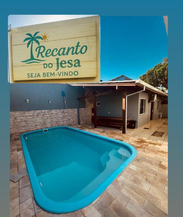 Centro House | Casa com Piscina a 100metros da Praia NavegantesSC- RECANTO DO JESA