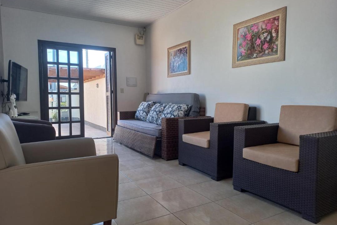Capao da Canoa House | Casa com piscina, Ar condicionado, Pertinho Do Mar Em Capão Da Canoa
