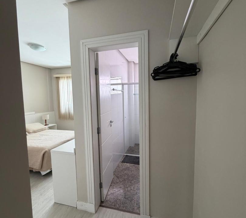 Quatro Ilhas Apartment | 4 ILHAS, 2 SUITES, 2 GARAGENS