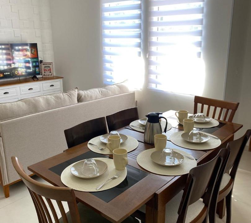 Iririu House | Casa térrea ampla, perfeita para a sua hospedagem