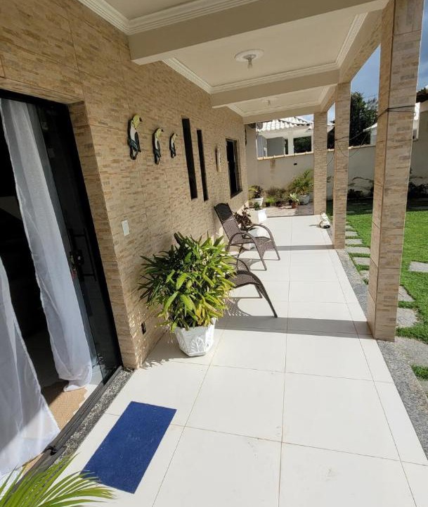 Araruama House | Casa em condomínio com piscina e ampla área de lazer em Araruama