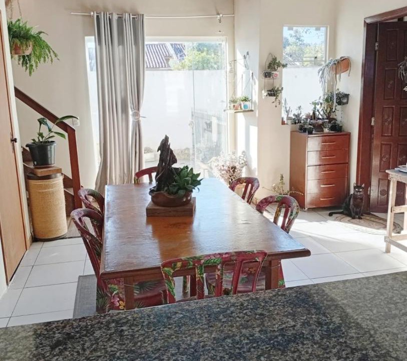 Colombo House | Impecável, Curitiba, Pinhais, Campina Grande e Quatro Barras
