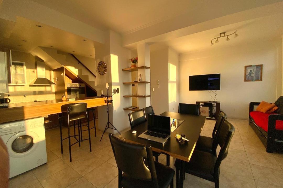 La Perla Apartment | Departamento en doble planta con patio y parrilla!