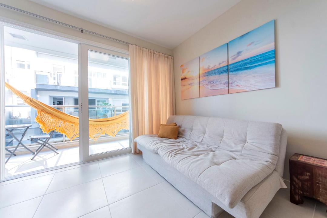 Lagoa Pequena Apartment | Apto moderno c/piscina e churrasqueira YA1339