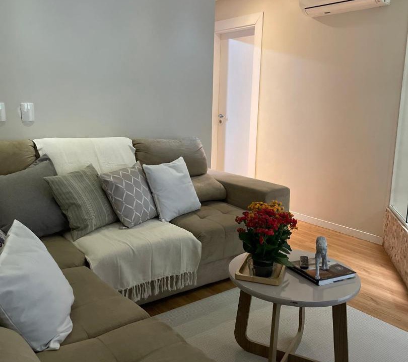 Velha Apartment | Apto todo climatizado a 5min da Vila Germânica, 3 quartos mais um quarto conjugado, berço e garagem