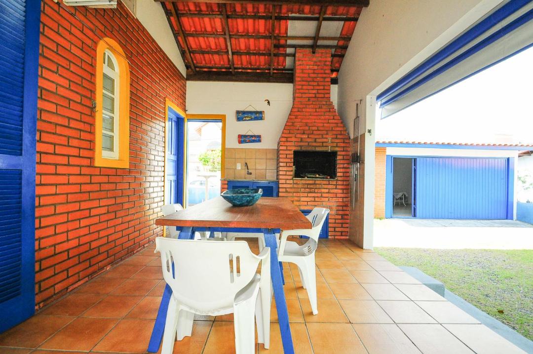 Ingleses Centro House | Casa Praiana a 5 min do mar nos Ingleses N1903