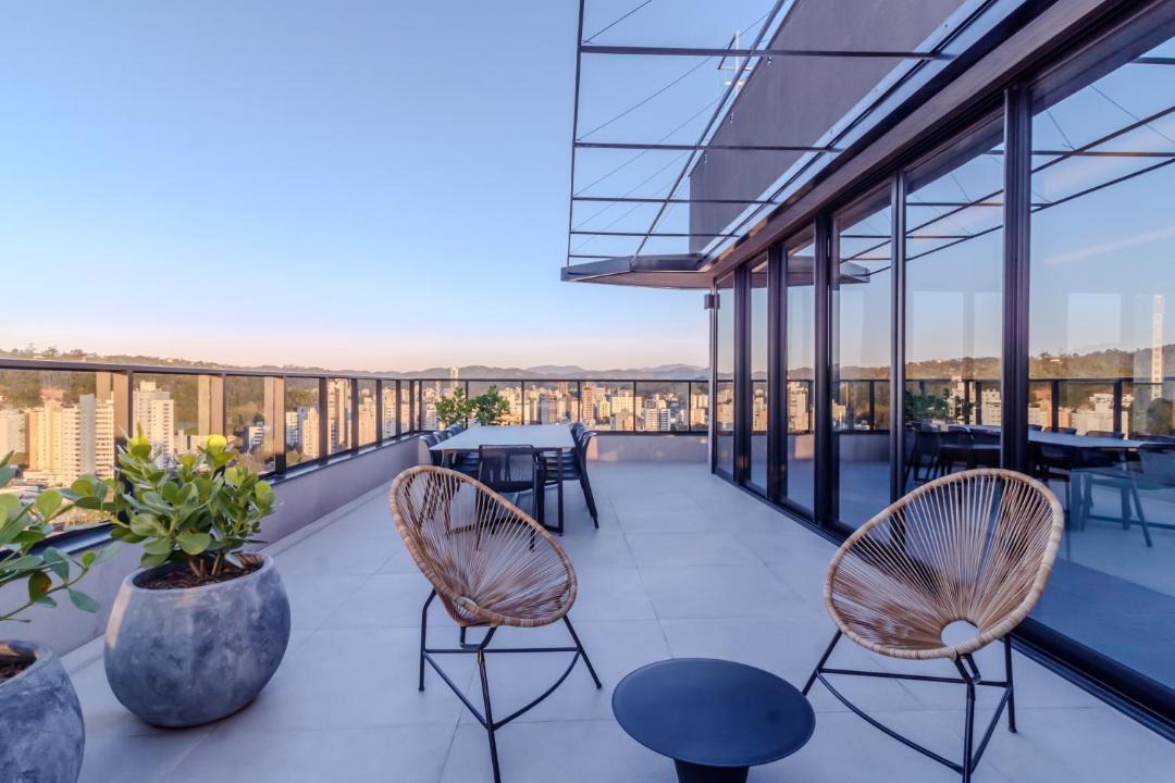 Itoupava Seca Apartment | Loft Novo todo Mobiliado com WIFI Piscina e próximo a Oktober