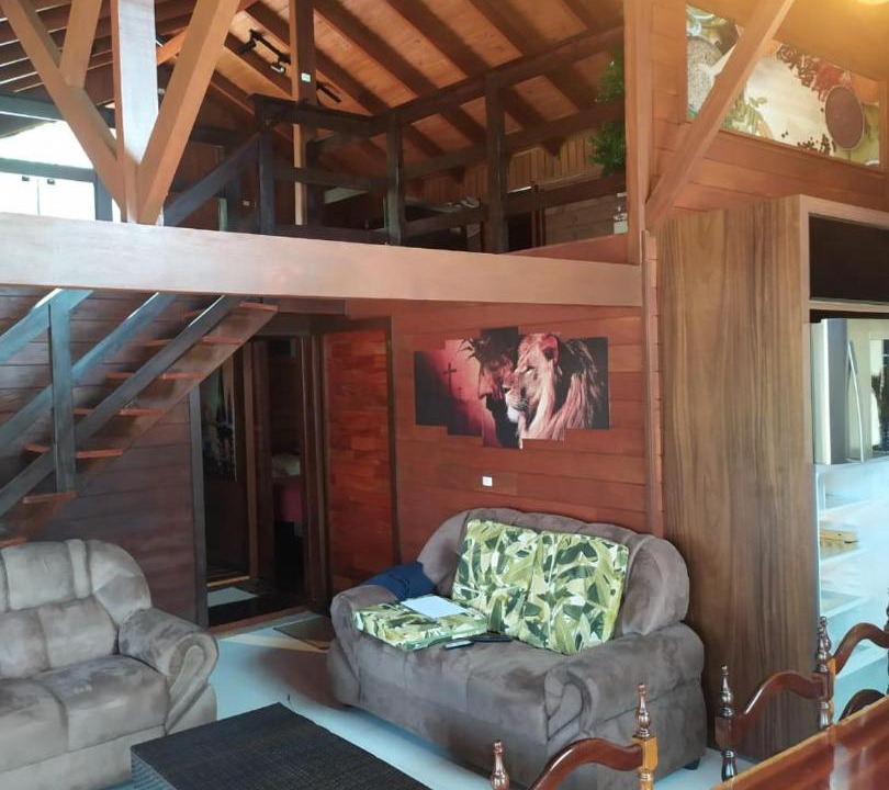Zimbros House | Casa de Praia Rústica