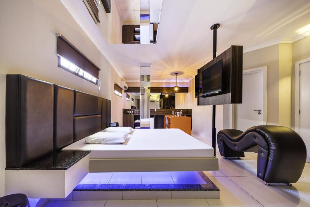 Contorno Hotel | Savanas Motel