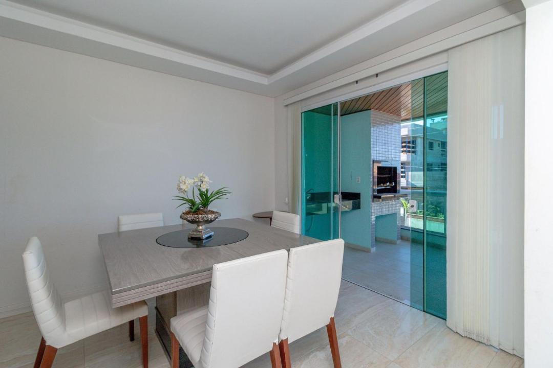 Bombas Apartment | Apartment with 3 Bedrooms and Sea View in Bombas