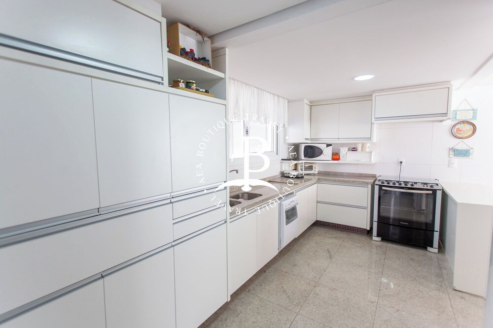 Photo of Kitchen in Jurere Internacional
