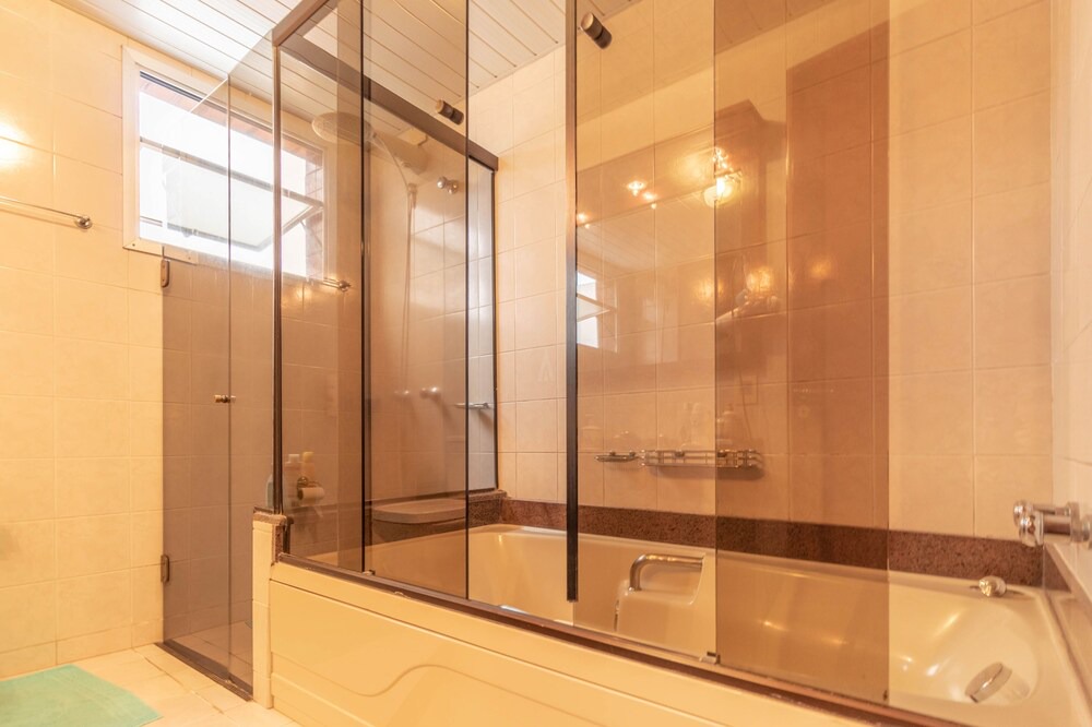 Photo of Bathroom in America