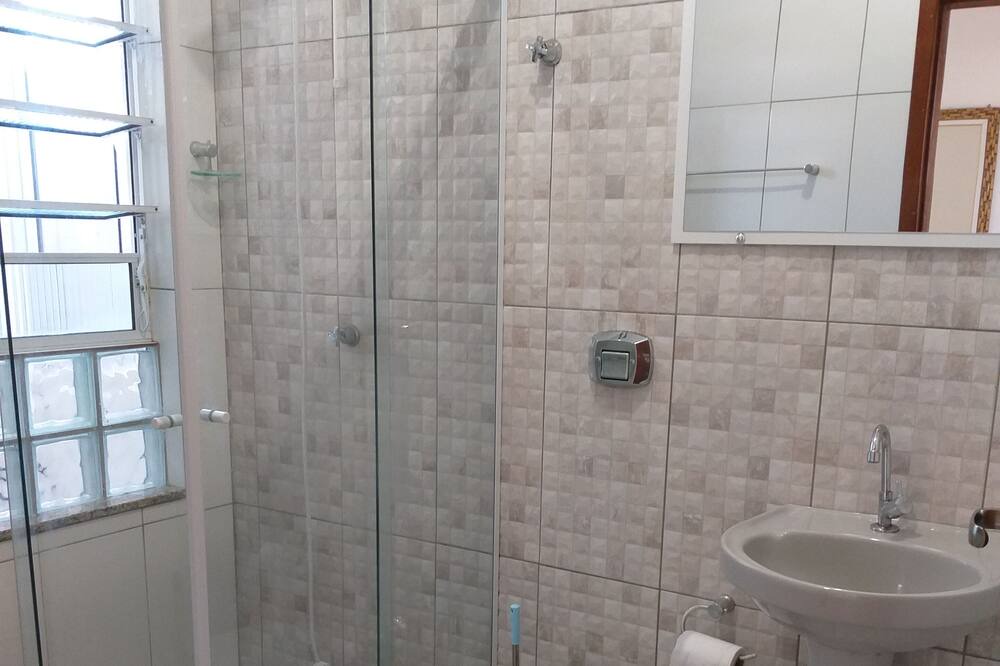 Photo of Bathroom in Coloninha