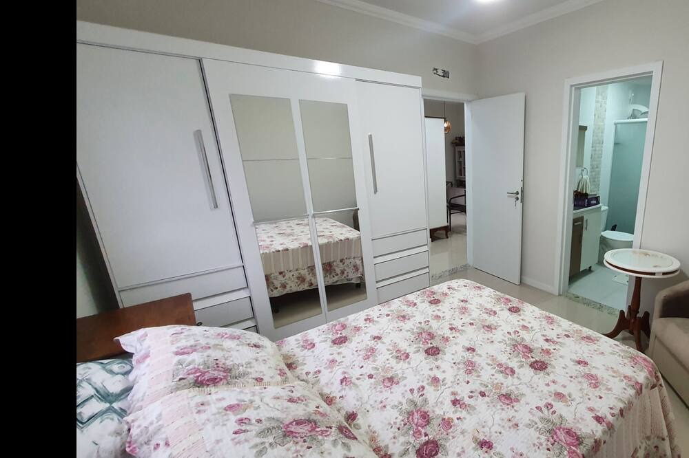 Photo of Bedroom in Ingleses Centro