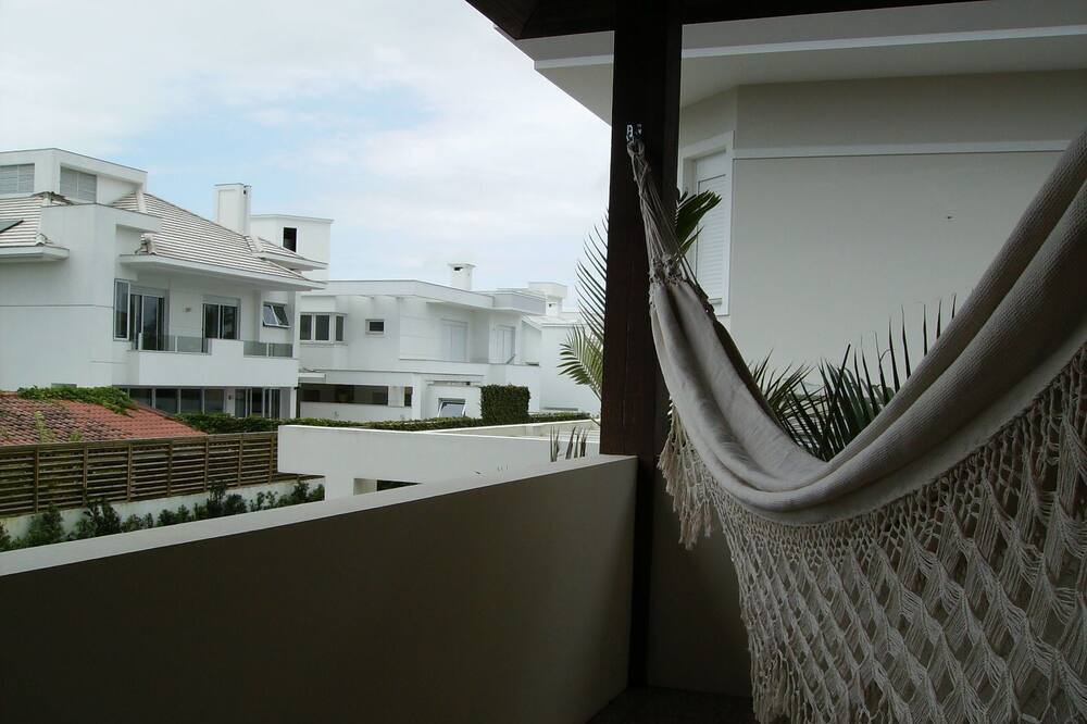 Photo of Patio Balcony in Jurere Internacional