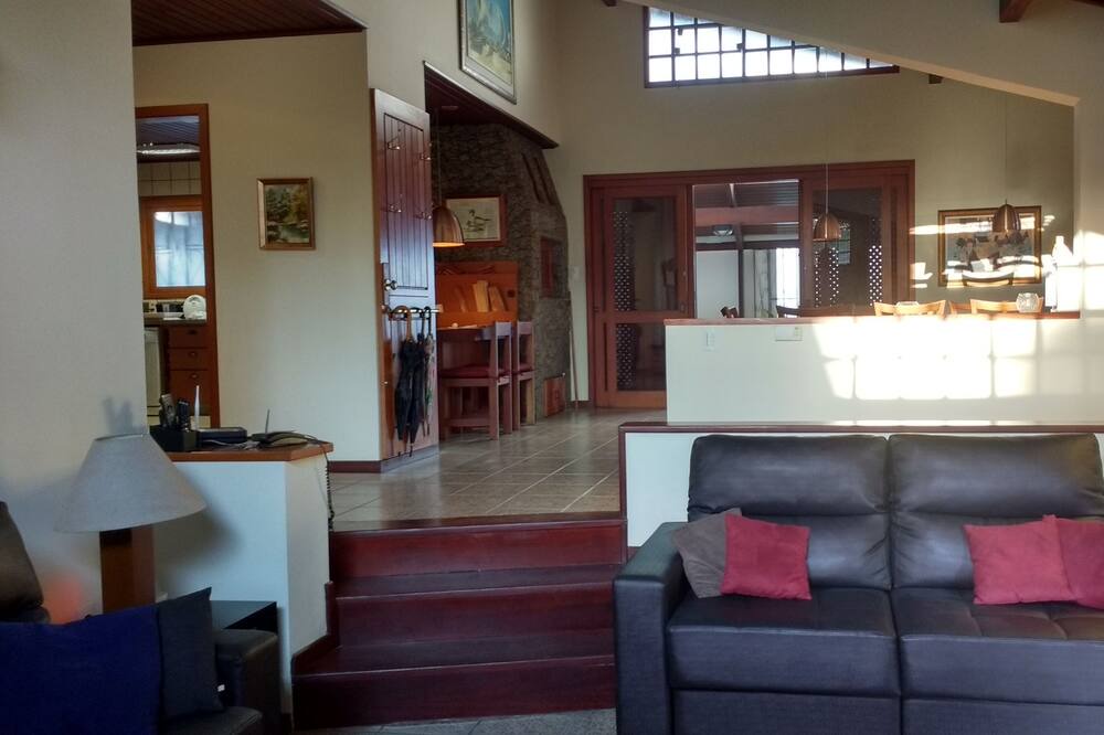 Photo of Livingroom in Jurere Internacional