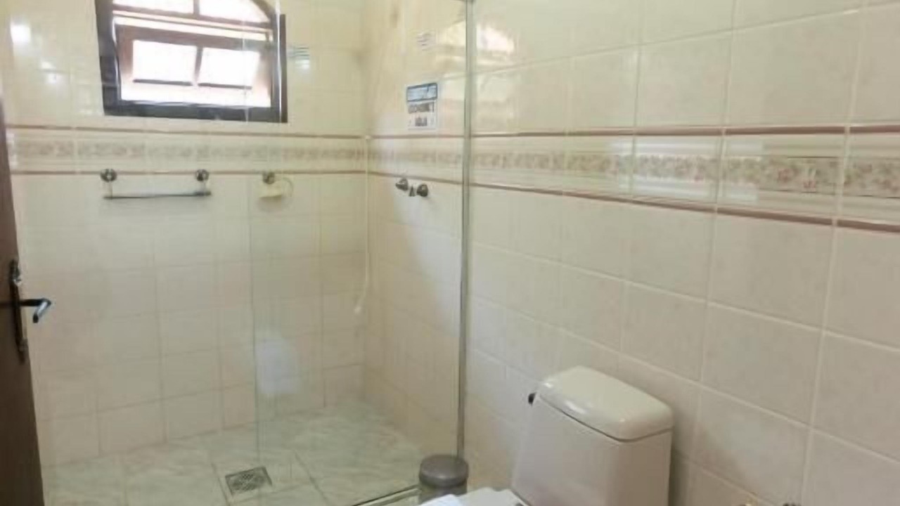 Photo of Bathroom in Paranagua