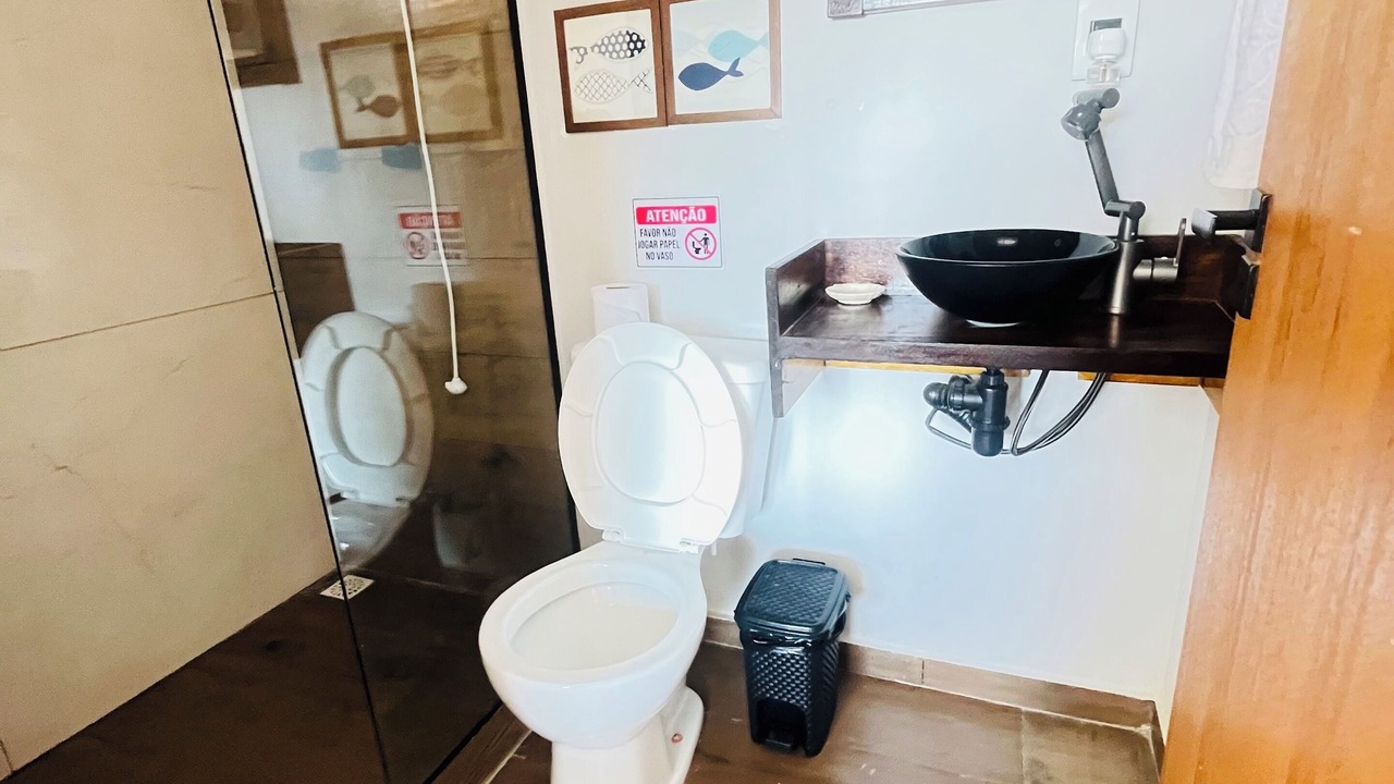 Photo of Bathroom in Praia da Armacao do Itapocoroi