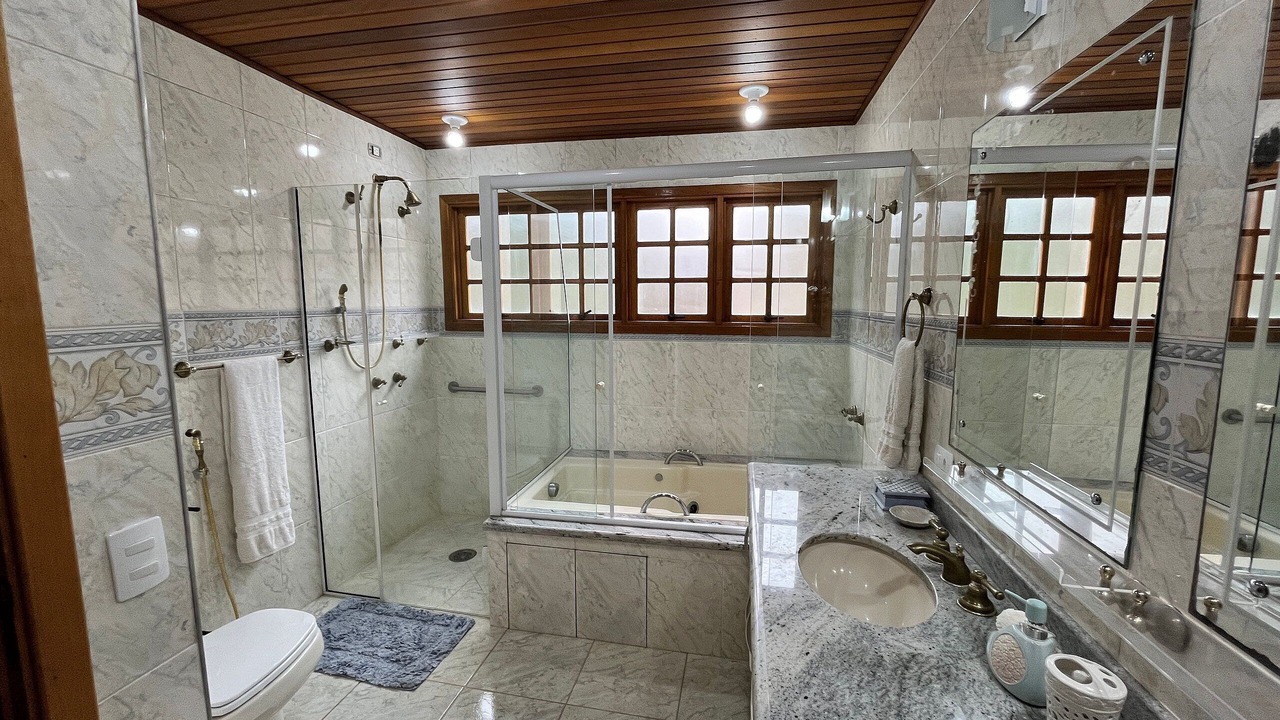 Photo of Bathroom in Campos do Jordao