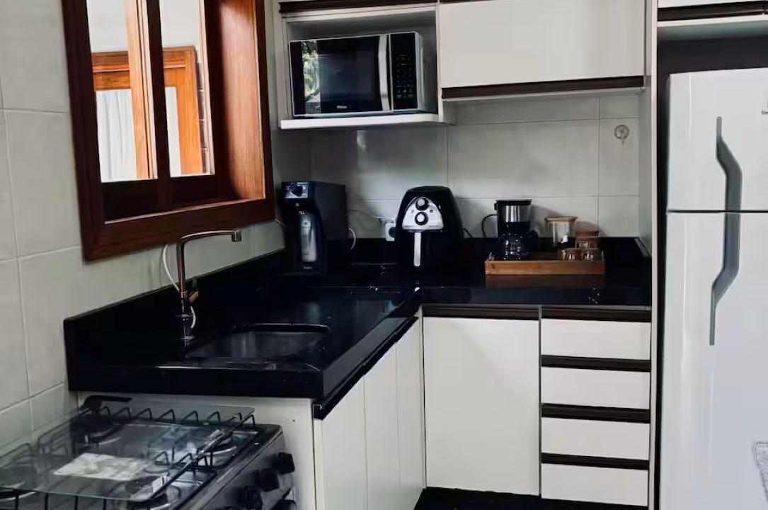 Photo of Kitchen in Meia Praia